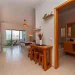 B44 - Alto Do Quintao דירה *