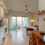 B44 - Alto Do Quintao Apartament *