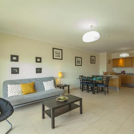 B44 - Alto Do Quintao Apartmán