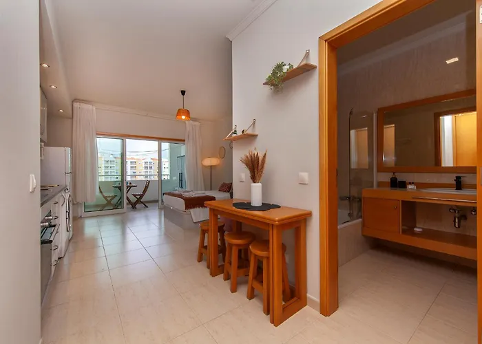 B44 - Alto Do Quintao Apartamento *